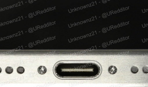 终于妥协！疑似iPhone 15 Pro真机照曝光：换装USB-C充电接口