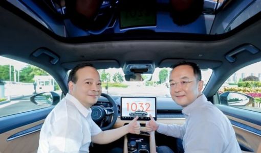 搭载宁德时代CTP3.0麒麟电池的极氪001千里续航套装已开启交付 ... ...