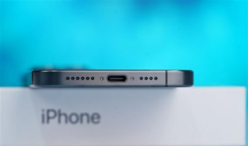 不止发热！iPhone 15系列被曝存在外放破音问题